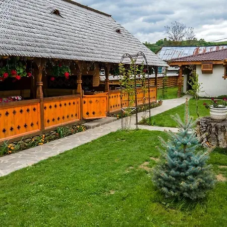 Pensiunea Casa Traditiilor Ieud